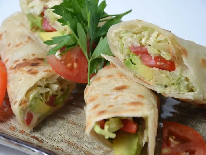 Hummus vegan wrap offering gluten-free, diabetic-friendly, natural lunch and dinner meals.
